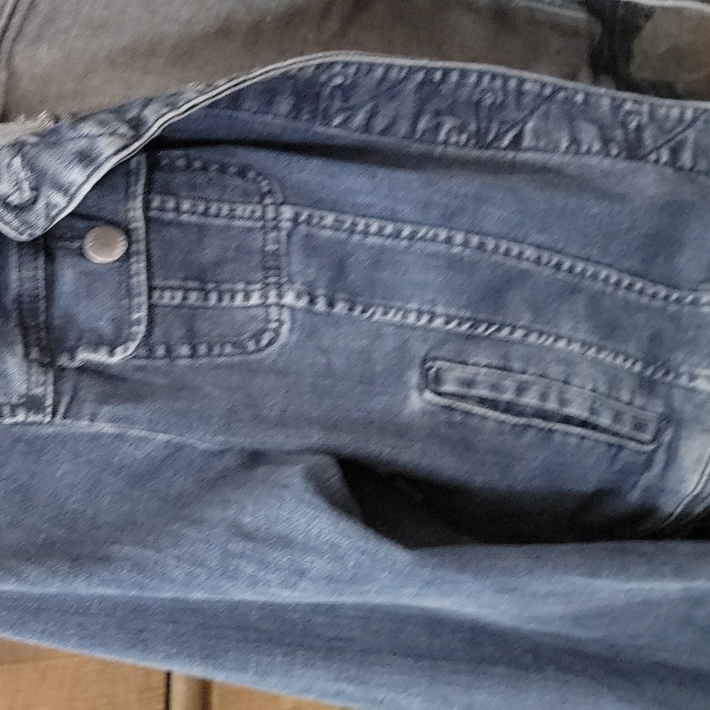 Jacket - Picture 3 of 4